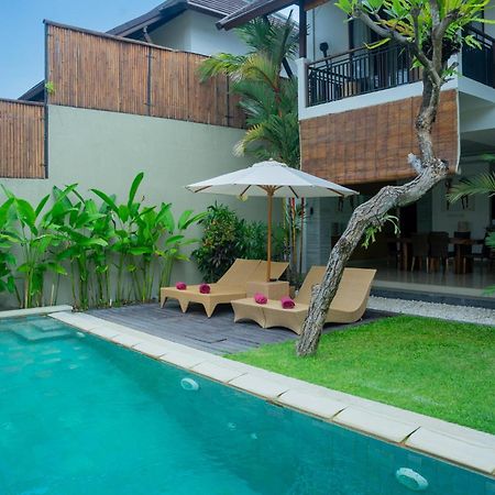 The Kumpi Villas Seminyak Dış mekan fotoğraf