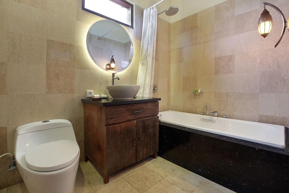 The Kumpi Villas Seminyak Dış mekan fotoğraf
