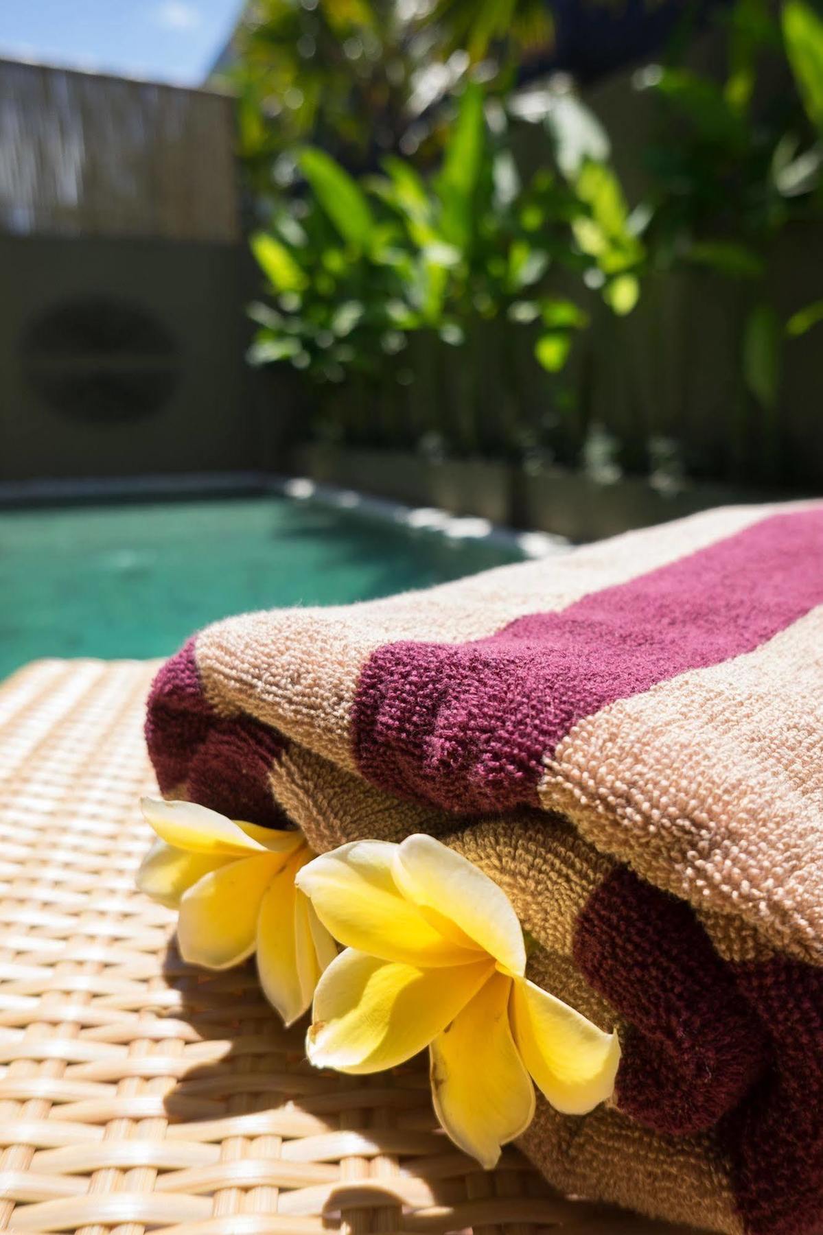The Kumpi Villas Seminyak Dış mekan fotoğraf